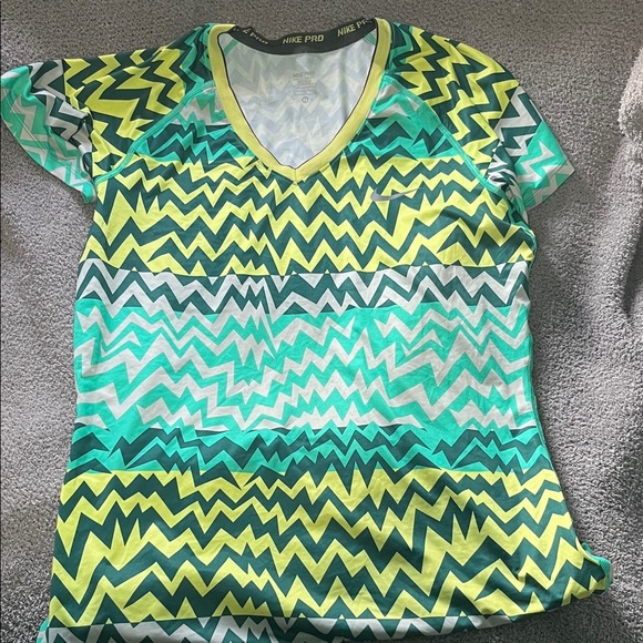 Nike Women's Short Sleeve Dri-fit - Green and Yellow Zigzag - Picture 1 of 4